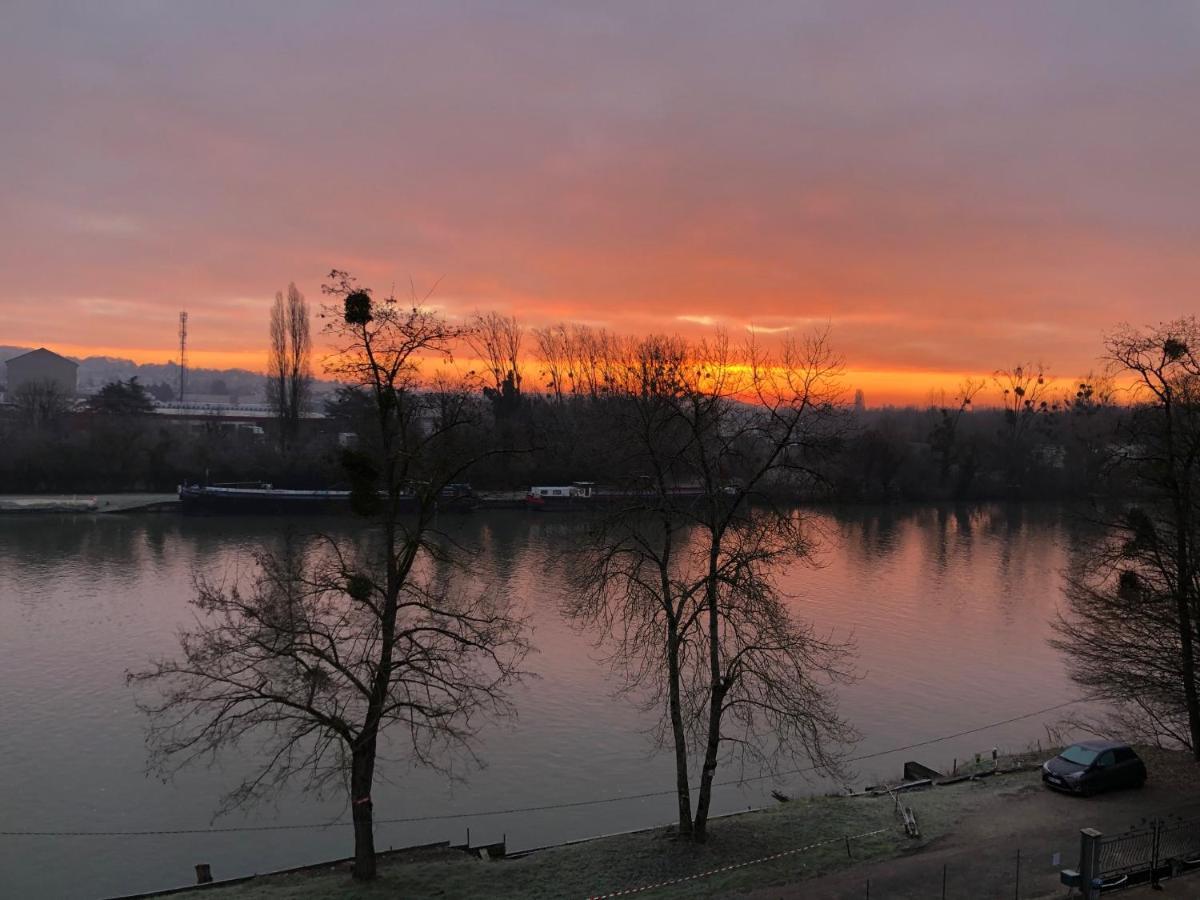Ambiance Seine, Appartement Sympatique En Bord De Seine - Cygne Thomery Екстер'єр фото